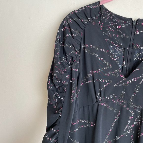 Topshop / Black Long Sleeve Star Mini Dress - Picture 5 of 12